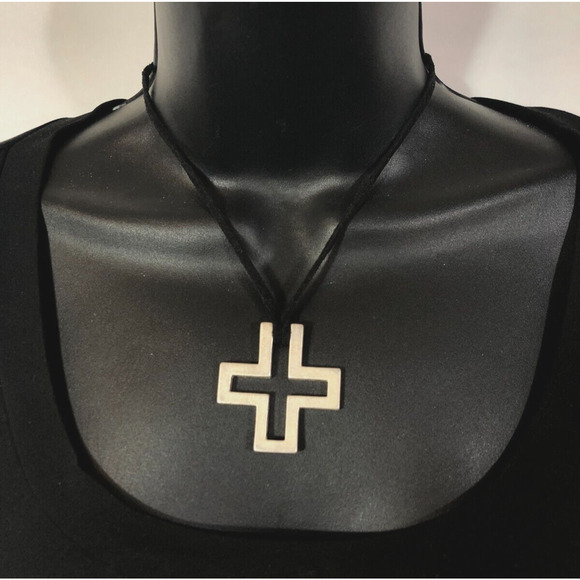 Silver Tone Cross Necklace Leather Cord Statement Cutout Square Express Vintage - Picture 1 of 7